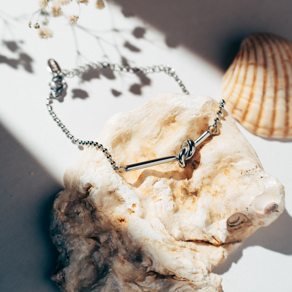 Knot Bracelet